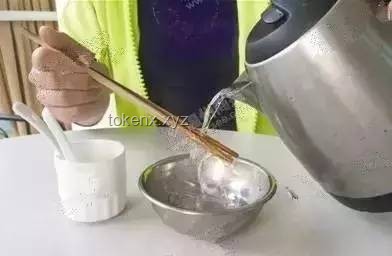 如何妥善处理“教授称广东人用开水烫碗令人恶心”引发的争议